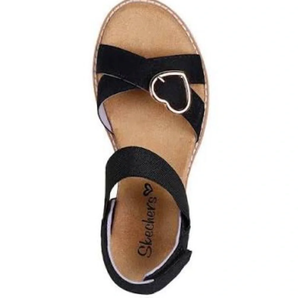 Skechers Girl Size 4 Miss Desert HI Black Sandals with Heart NEW
